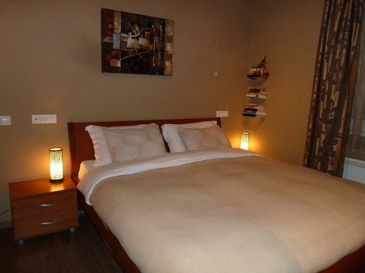 Nice Apartment & Room In קאבטאט מראה חיצוני תמונה